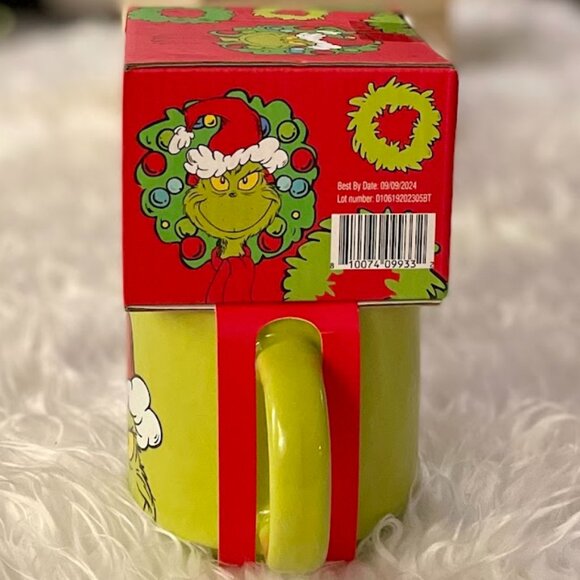 Grinch Hot Cocoa Mug from The Grinch That Stole Christmas!  NWT - Picture 3 of 6